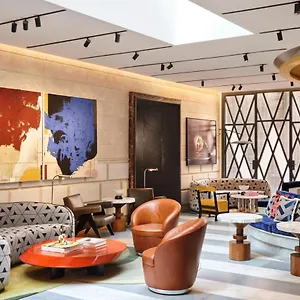 Hotel W, Roma